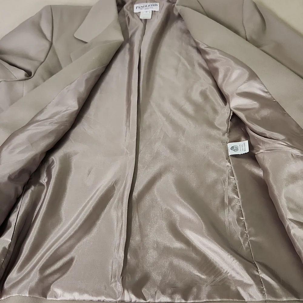 Pendleton Wool Blazer in Light Tan Size 16